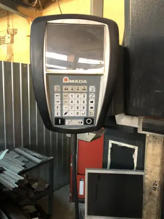 AMADA HFT 130 - 4 L Листогибочный пресс