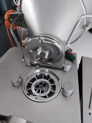 Вакуумный шприц Handtmann VF 610