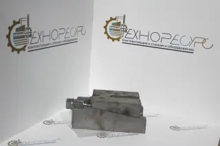 Клиновые опоры 110, 130