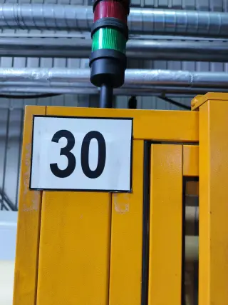 Инжекционно-литьевая машина «HUSKI 160RS45/42»