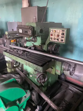 Широкоуниверсальный фрезерный станок Ruhla FUW 315/III