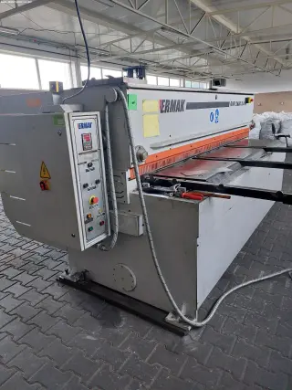 Механические гильотинные ножницы ERMAK GMR 2600 X 4