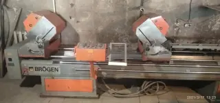 Полуавтоматическая двухголовочная пила OCKKM-3