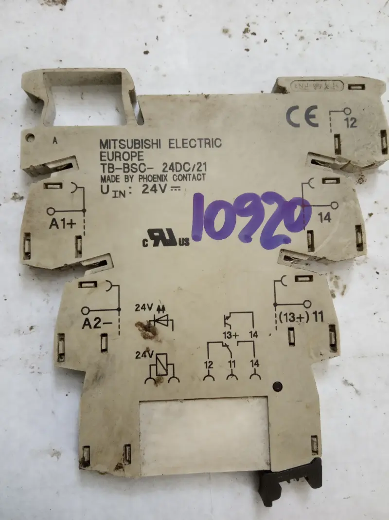 PLC-BSC- 24DC/21 - Базовый модуль + реле 2961105