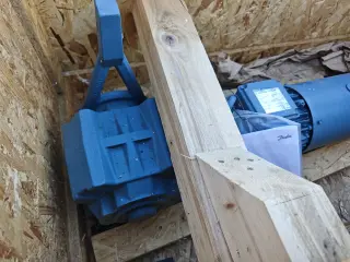 Мотор-редуктор Bauer BK30‑S4H0/D09SA4 TF‑FV S/Z008B8