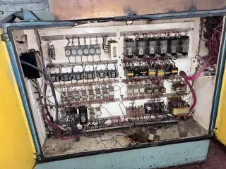 Зубозаостряющий станок кн50 1
