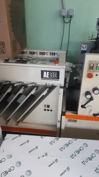 Листоподборочная машина (collator) Bourg AE30