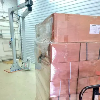 Паллетоупаковщик 4eco307 с вращающейся рукой