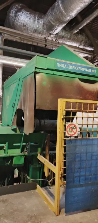 Станок для раскроя стволов циркулярной пилой