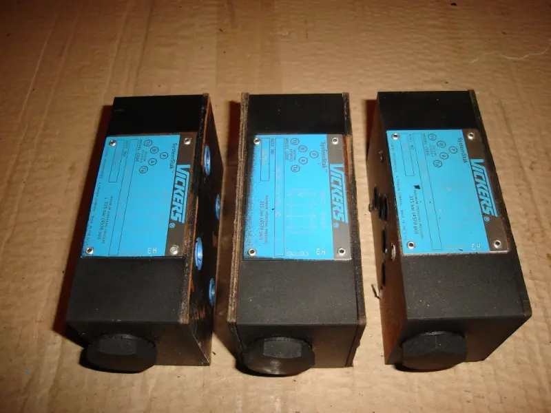 Клапан обратный DGMDC-5 (Vickers) арт.867341 кол-во 3 шт., цена 3500,00 руб