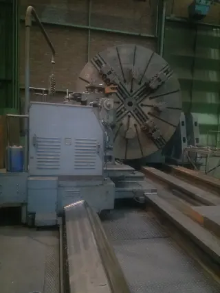 Тяжелый токарный станок CRAVEN 4100х12000 мм