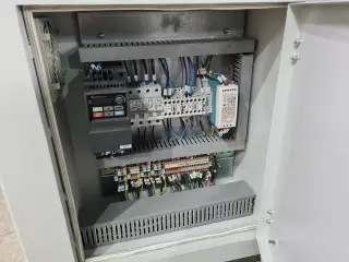 Кромкооблицовочный станок Ostermann contur