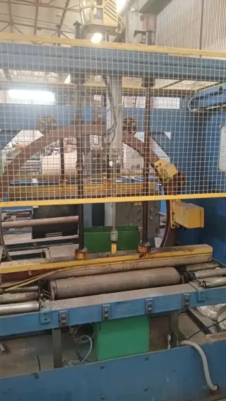 Автоматический станок для упаковки в стрейч пленку сэндвич панелей