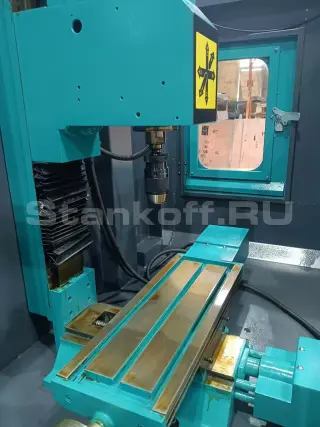 Фрезерный станок с ЧПУ FM-20 CNC