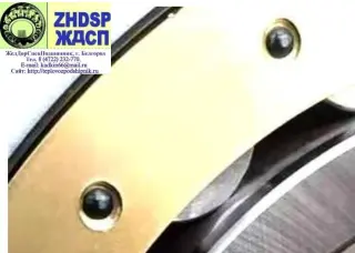 Подшипник 3004264М опор дробилок ДРО-609. Из 3-х частей (внутренне кольцо вынимается). 18 роликов, клёпки на всех- утоплены в потай