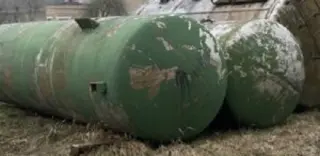 Емкости нержавеющие, объем -12 куб.м., горизонтальные