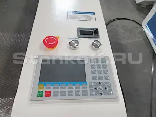 Лазерно-гравировальный станок с ЧПУ LM 1610 PRO 130W