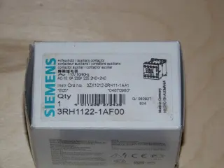 Вспомогательный контактор Siemens SIRIUS 3RH1122-1AF00