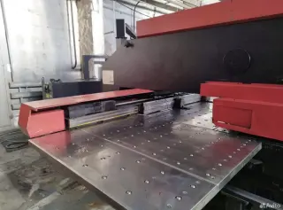 Amada Vipros 358 Queen