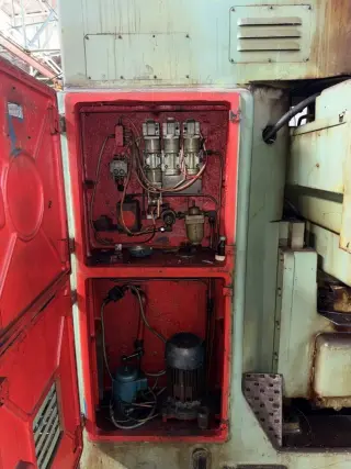 Зубошевинговальный станок 5702 40483 418