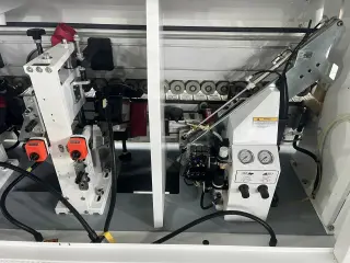 Кромкооблицовочный станок Nanxing NBC 332S