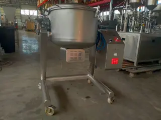 Массажёр вакуумный Vakona VM 100 STL