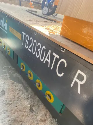 Фрезерный станок с ЧПУ TS 2030ATC R