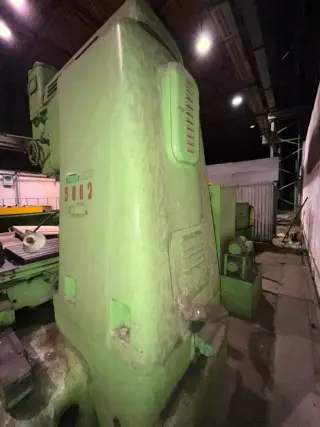 Координатно-расточной станок 2А450