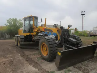 Автогрейдер MGCM MGR215A
