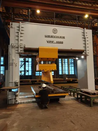 Гидравлический пресс Ursviken - VPF 1000/800-5,0