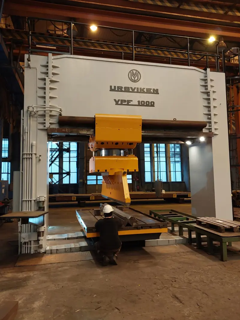 Гидравлический пресс Ursviken - VPF 1000/800-5,0