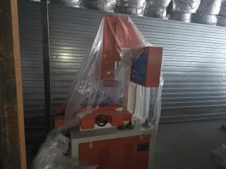 Электроэрозионный сверлильный станок DD703.30 EDM Drilling