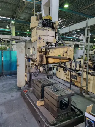 На продажу станки фрезерный FU315;токарный с ЧПУ 16Б16;Круглошлифовальный 3М161ВФ1;Радиально-сверлильный 2А554Ф1