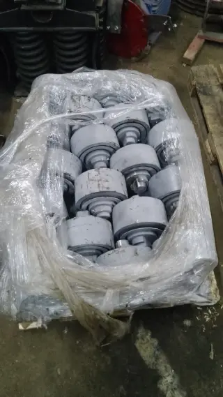 Ролик опорный ТК-15 ДРО-604 1060413000