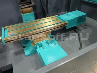 Фрезерный станок с ЧПУ FM-20 CNC