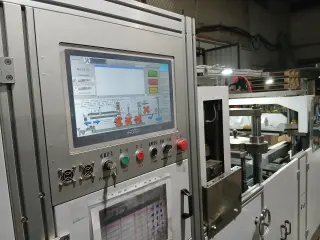 Термоформовочная машина оборудование автомат Pingyang Sinoplast Machinery APPS -550 (PP-550) Китай