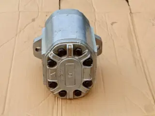 Гидронасос Sauer Danfoss 11184513 Liebherr PR 734