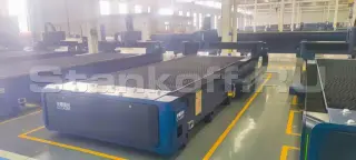 Оптоволоконный лазерный станок по металлу LD-6015S/12000 Raycus