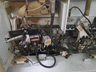 Кромкооблицовочный станок Brandt KDF 440 C
