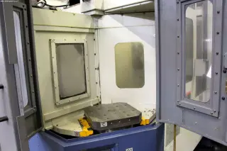 Горизонтальный обрабатывающий центр MORI SEIKI SH-400