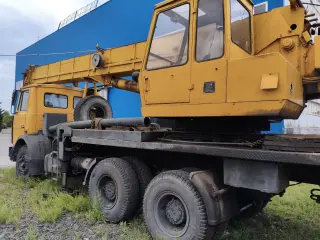 Автокран Ивановец 25 тонн 45717А-1