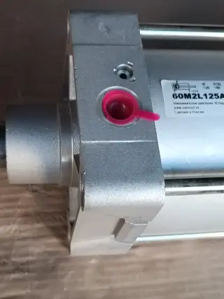 Пневмоцилиндр 60M2L125A0160