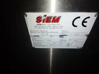 Ополаскивающая машина для бутылок SIEM SCQ16