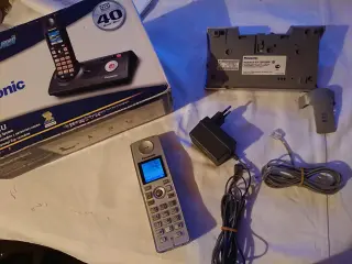 Цифровой радио телефон Pаnasоnic KX-ТG9125RU