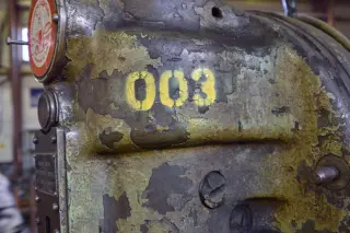 Вертикально-фрезерный станок 6М12К — отличное состояние, готов к работе