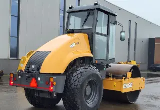 Грунтовый каток Case 1107 FX-D