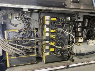 Станок для гидроабразивной резки Amada Apelio 3 2610V I Laser Punch Press I 2001
