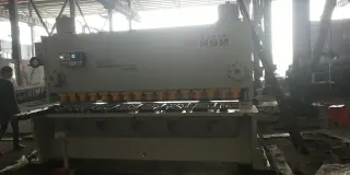 Гильотинные ножницы HGS 20х3100