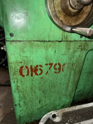 Круглошлифовальный станок 3е12