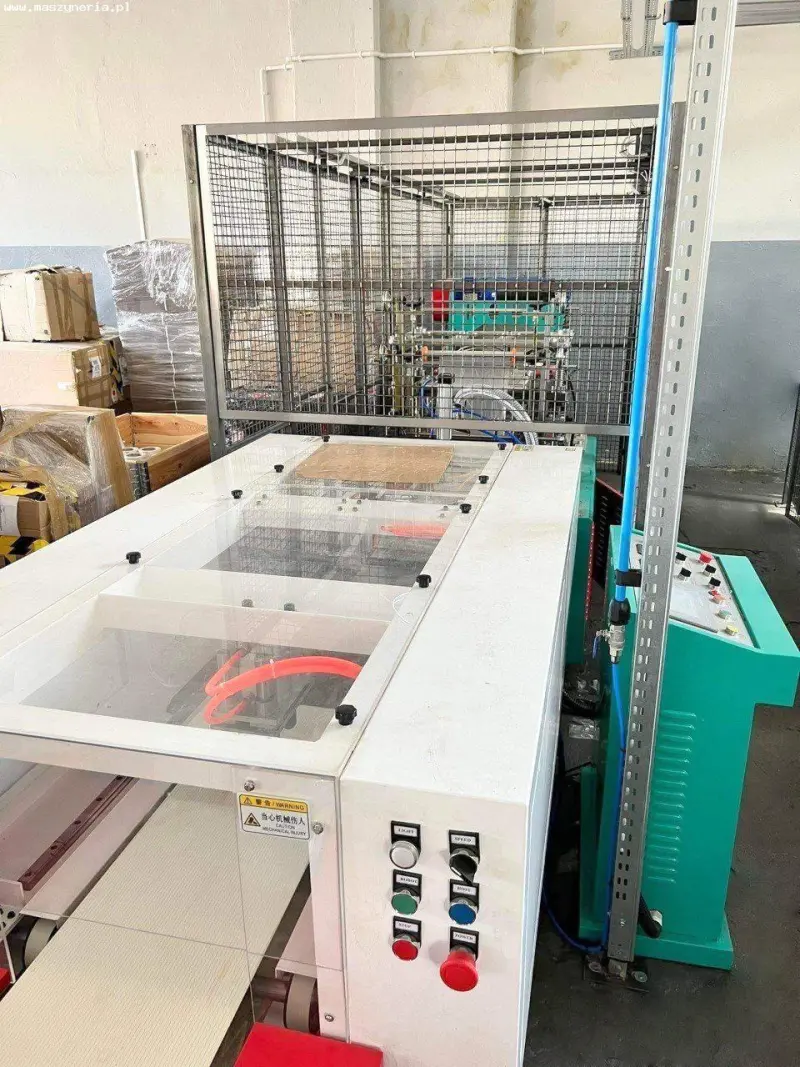 Машина для производства пленочных перчаток RUIAN KODA MACHINERY ENG-500